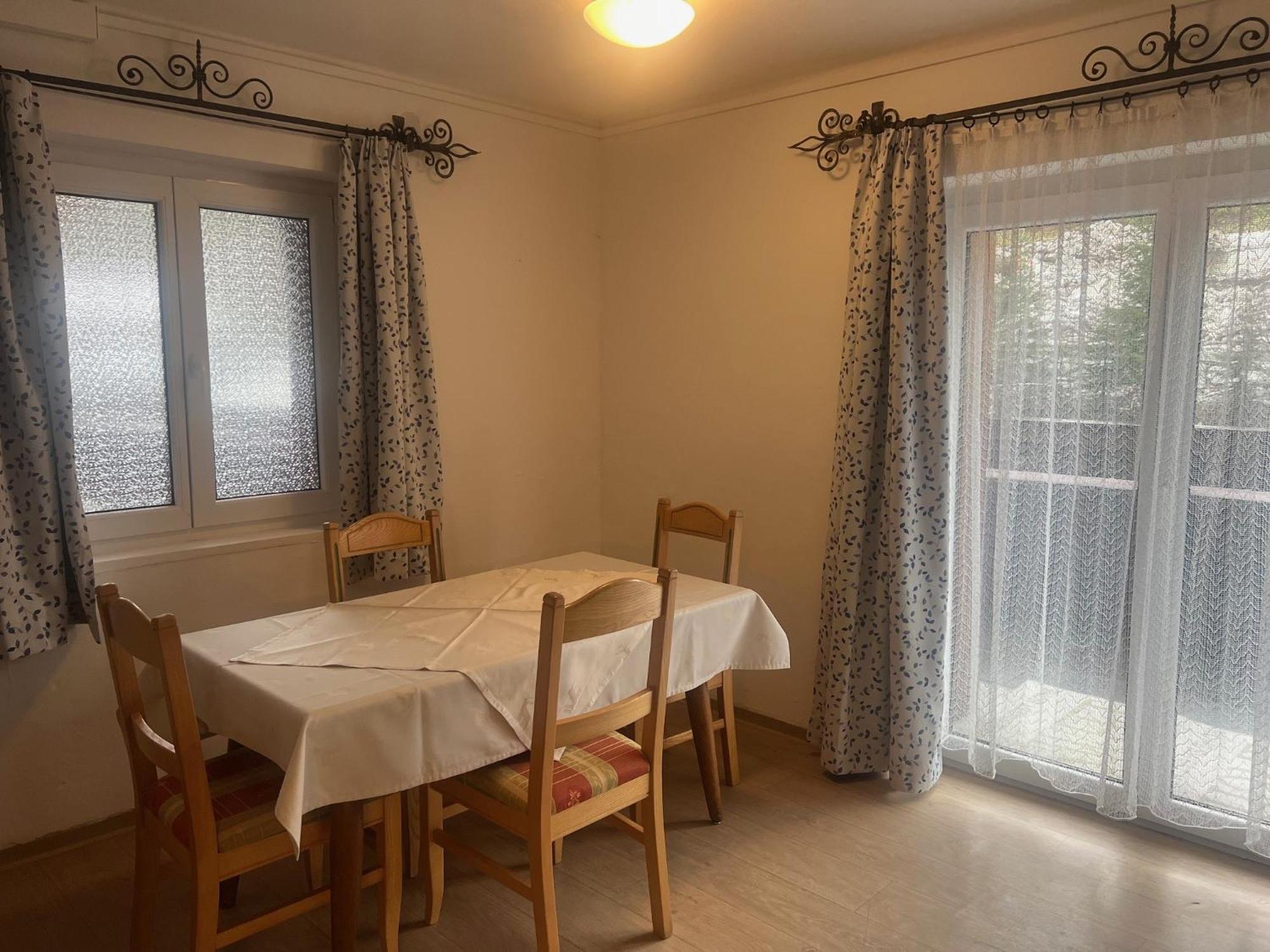 Intown Apartment Schmiede ซาลบาคฮินเทอร์เกลมม์ ภายนอก รูปภาพ