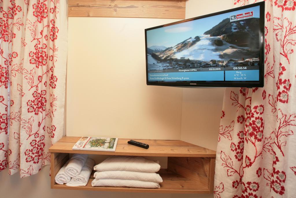Intown Apartment Schmiede ซาลบาคฮินเทอร์เกลมม์ ภายนอก รูปภาพ